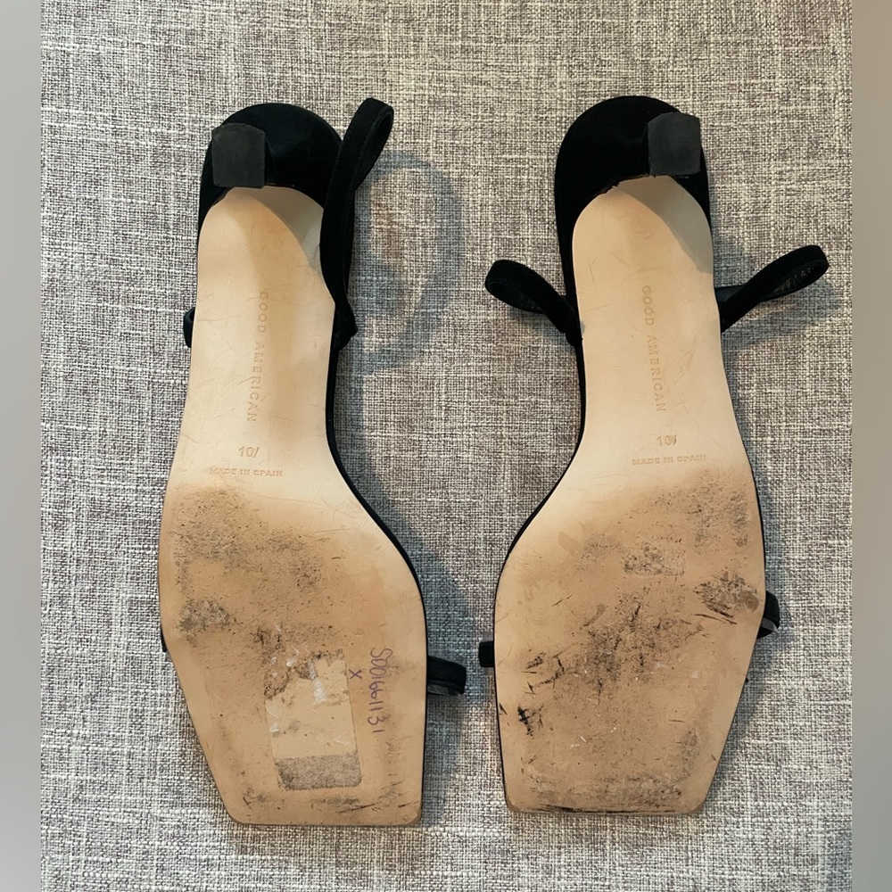 Good American The Standout Square Toe Sandals - black suede with a gold accent - Picture 5 of 6